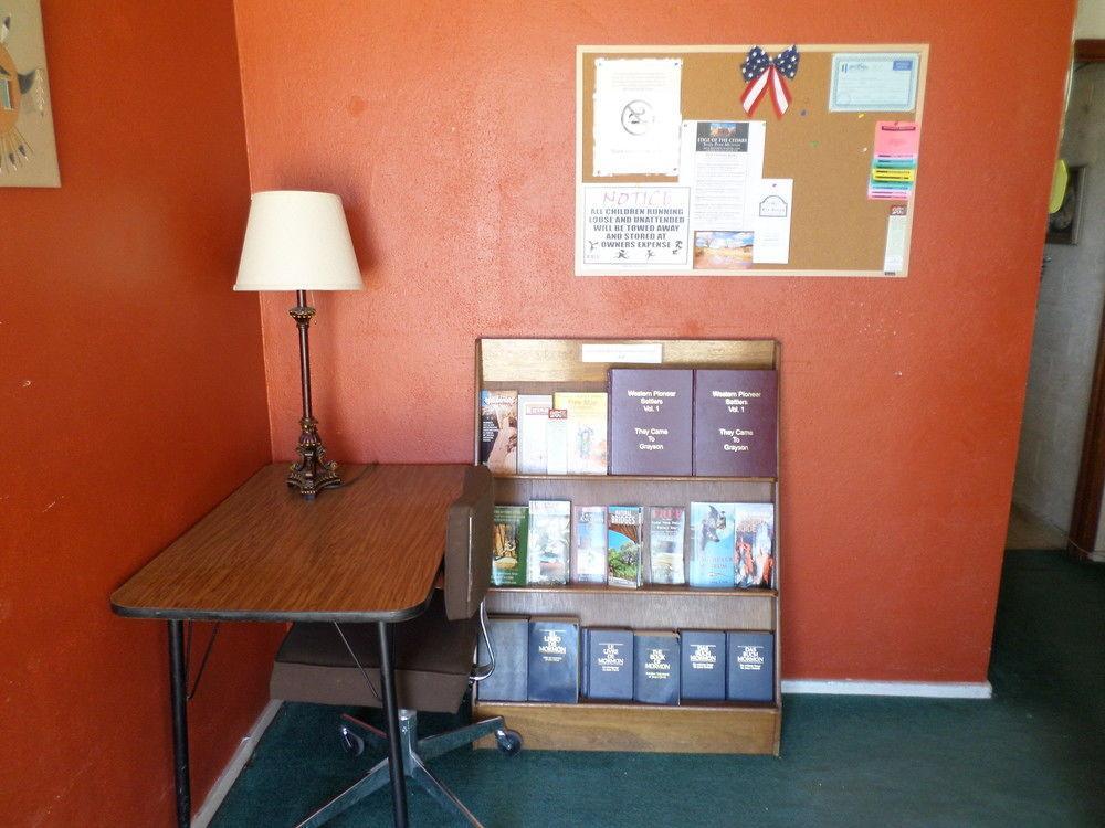 Cliff Palace Motel Blanding Εξωτερικό φωτογραφία